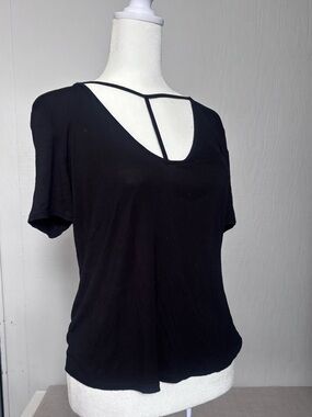 Garage Female Black Front Strappy t shirt Size small